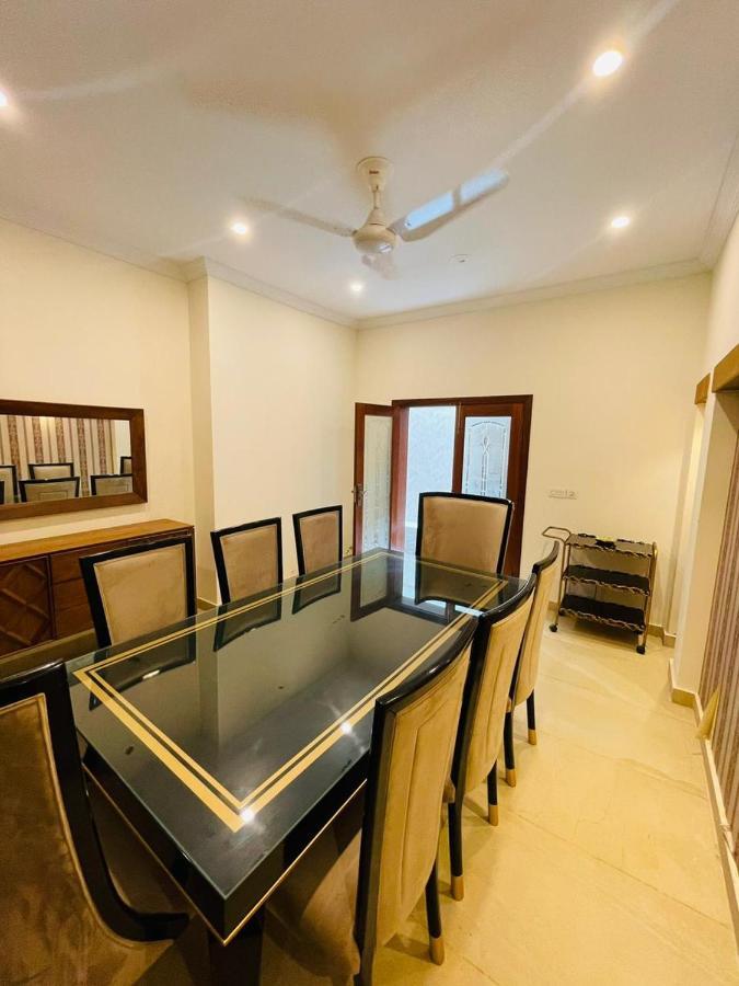 Hotel Ivy House à Rawalpindi Extérieur photo